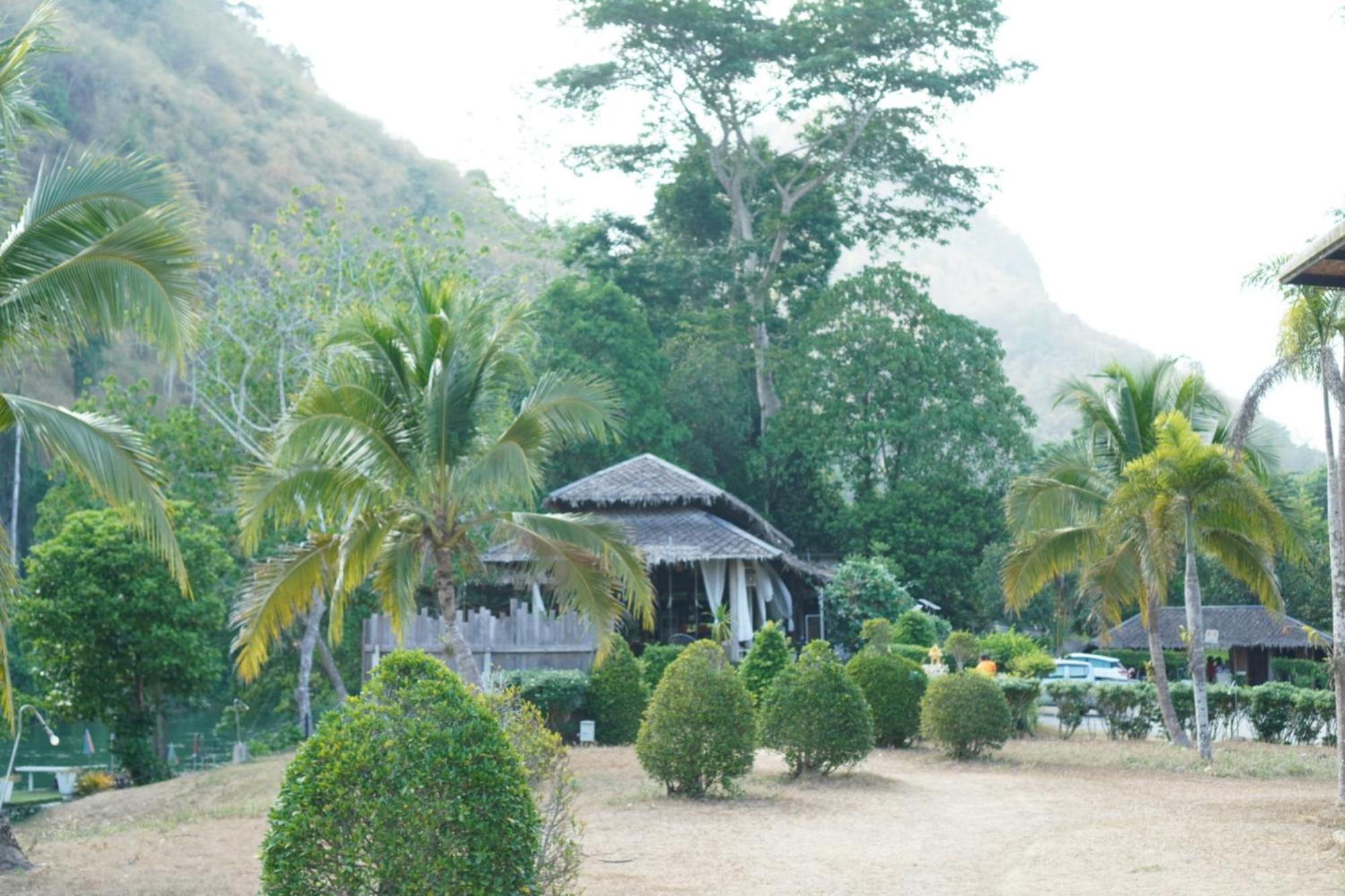 Ban Pha Saeng Lang Chiewlan Camp And Resort מראה חיצוני תמונה