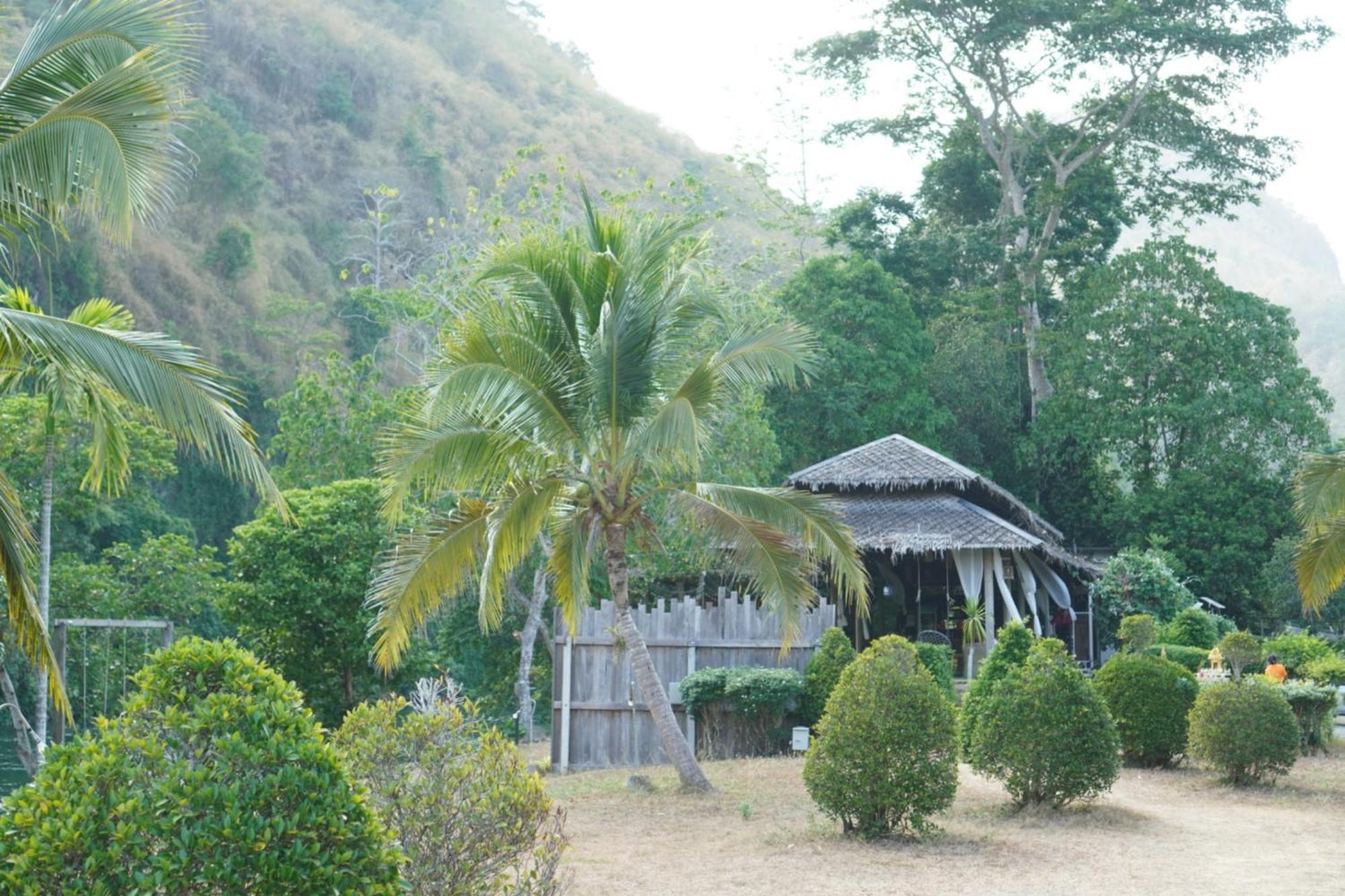 Ban Pha Saeng Lang Chiewlan Camp And Resort מראה חיצוני תמונה
